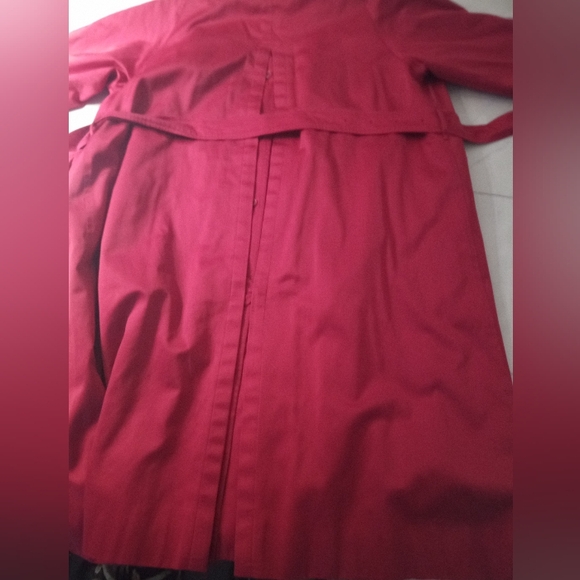 Vintage 90s Burberry red trench coat - Picture 4 of 6